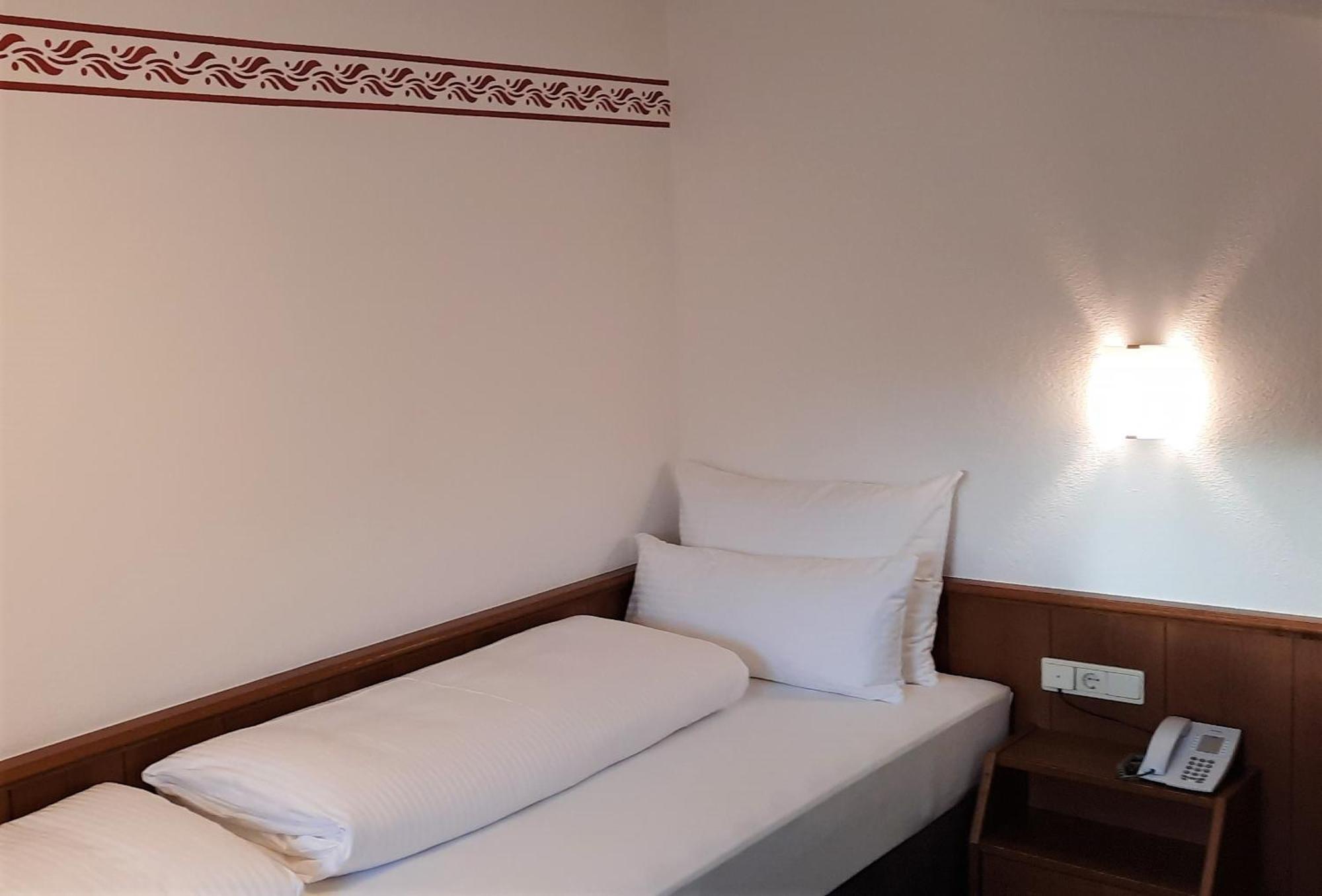 Hotel Garni Belvedere Ischgl Room photo